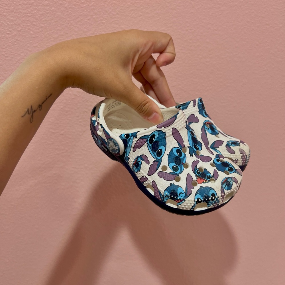 Disney Stitch Kids Clogs - White and Blue